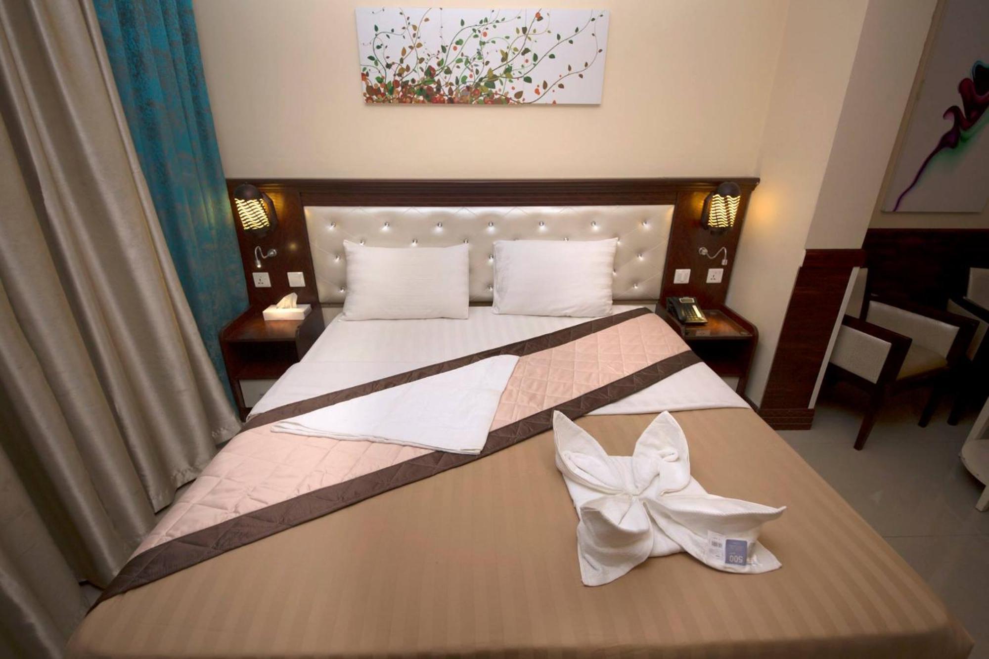 Mariana Hotel Dubai Exterior photo